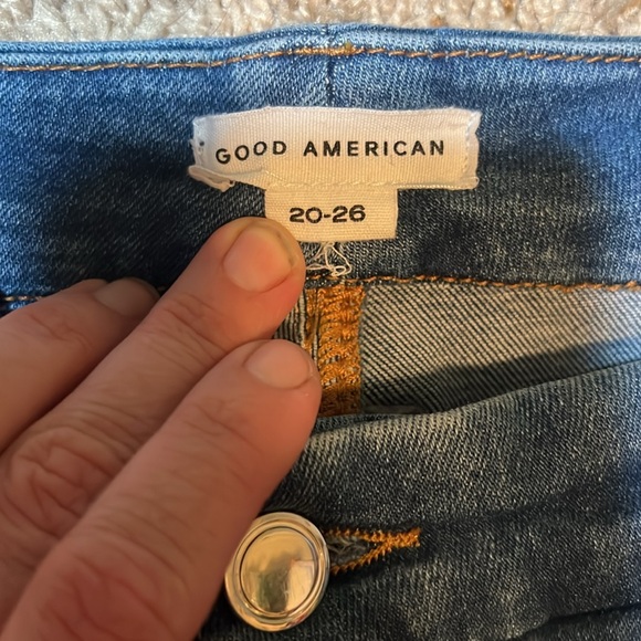 Good American Always Fits Good Legs Straight Leg Jeans. Size 20-26. - Picture 3 of 16